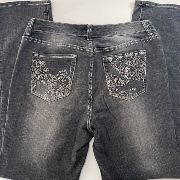 Chico’s Platinum Denim Jeans.  Gray.  Size 1 Reg.  Or Size 8 (See size chart). - Picture 2 of 8